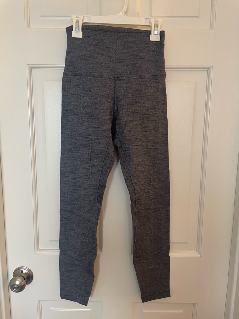 Lululemon Align leggings in dark gray